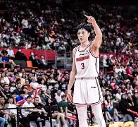 亚博官网_包含广东宏远CBA战胜浙江稠州金租周琦篮下强攻的词条